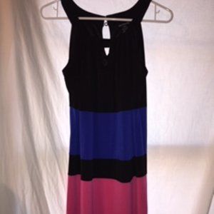 En Focus  Studio Dress Size 6